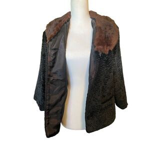 A Winter Product Women’s Black Vintage Fur Collar Long Sleeve Jacket Size Small